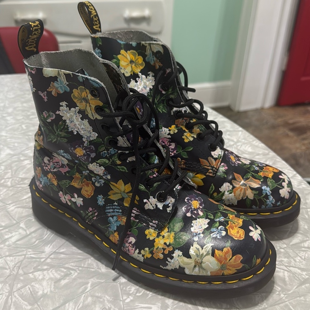 Floral Dr. Martens